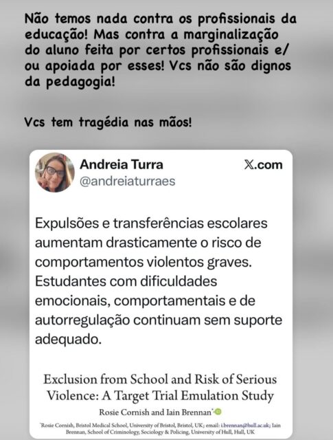 Famílias não são contra a escola.

Não são contra professores ou profissionais da educação.

Famílias são contra a exclusão disfarçada de solução.

Contra transferências forçadas, convites velados para sair e práticas que empurram alunos atípicos para fora.

A ciência já mostrou:

romper vínculos e reforçar a rejeição agrava dificuldades emocionais e deixa marcas profundas.

Quando um aluno é excluído, não é só uma matrícula que se perde.

É autoestima. É pertencimento. É saúde emocional.

Esse post é um desabafo, sim.

De quem vê famílias vivendo a mesma dor, em escolas pequenas e grandes.

Porque o problema não é o tamanho da escola — é uma mentalidade capacitista.

Quem atua na educação tem vidas nas mãos.

E é preciso dizer, com responsabilidade:

nem todos são dignos da pedagogia.

Incluir não é favor.

É dever.

#tdah

Em tempo: Tem gente que carrega tragédias nas mãos,
mas sustenta um belo discurso natalino — vazio de prática e cheio de hipocrisia.